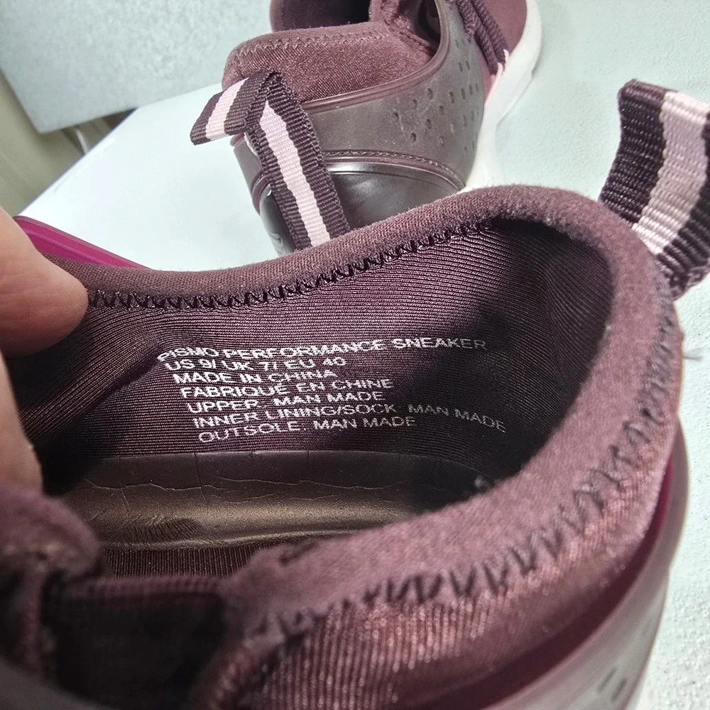 Fabletics Pismo Performance Sneaker Womens 9 Burgundy Training Shoes Mesh Low